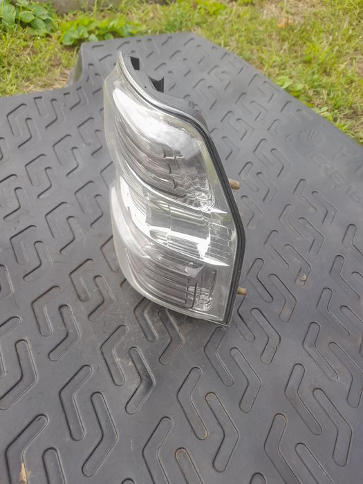 Задний фонарь для Митсубиси Паджеро Вагон 4