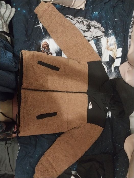 Двух стороння курточка the north face