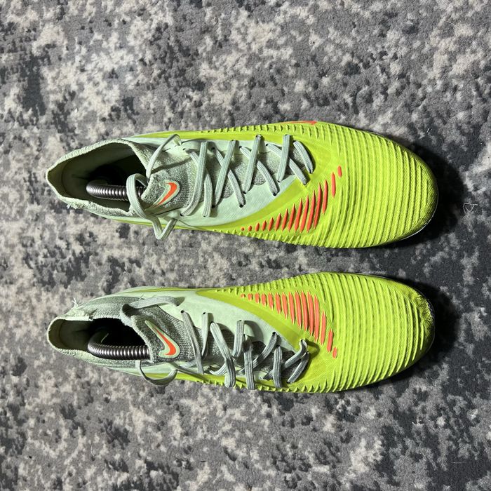 Продаю бутци Nike Phantom GX