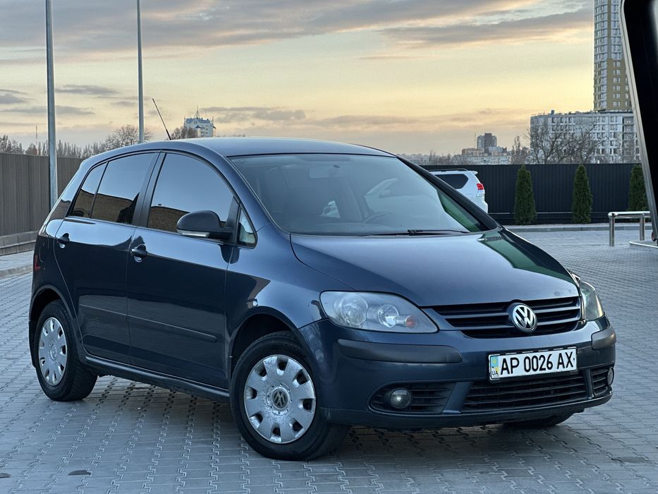 Продам  Volkswagen Golf Plus
