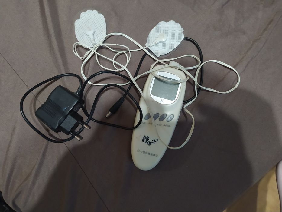 Продам масажор. Электрофорез. Остался от тёти.