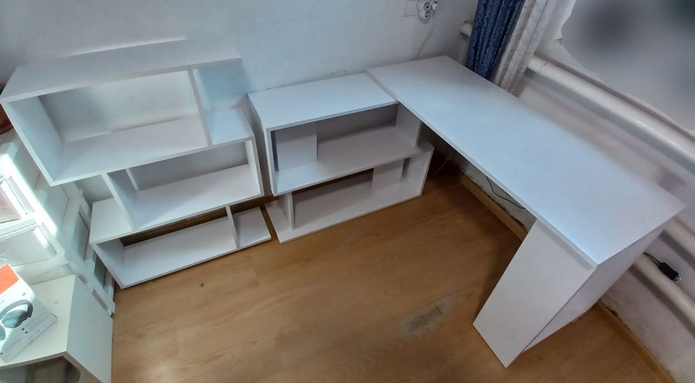 Продам уголок школьника