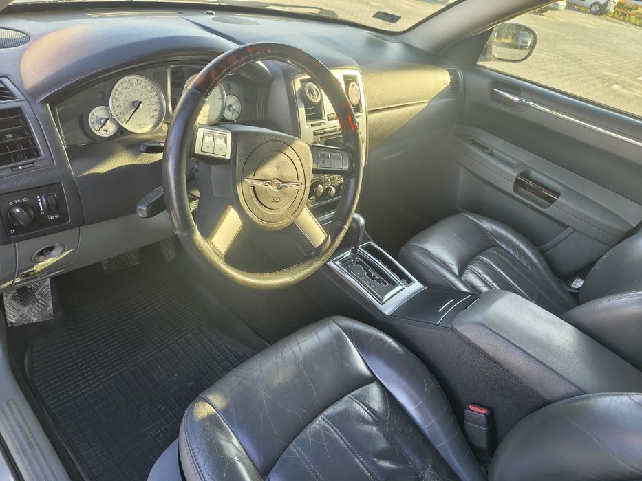 Chrysler 300C 3.5 LPG Salon PL 2004