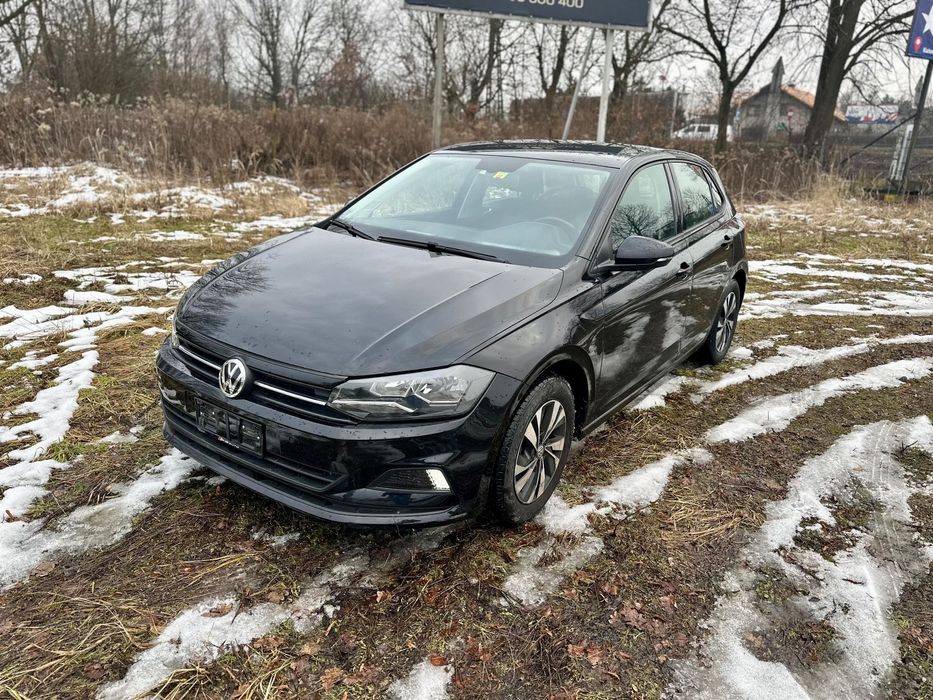 Volkswagen Polo VW Polo 2018 1.0 TSI — delikatnie uszkodzony — Climatronic — okazja