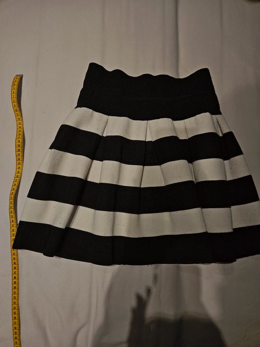 Czarno-biala spodnica S/M