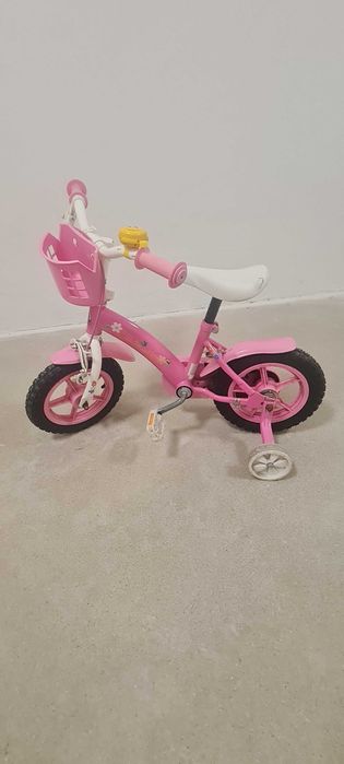Rowerek dziecięcy z bocznymi kołami