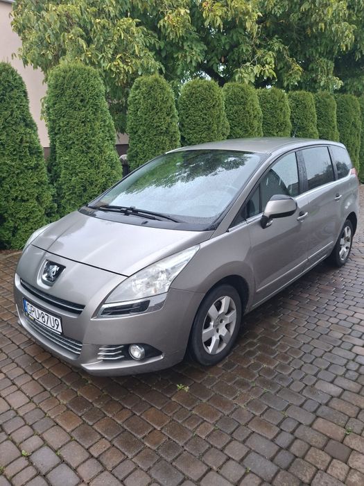 Peugeot 5008 2.0hdi 2012r.