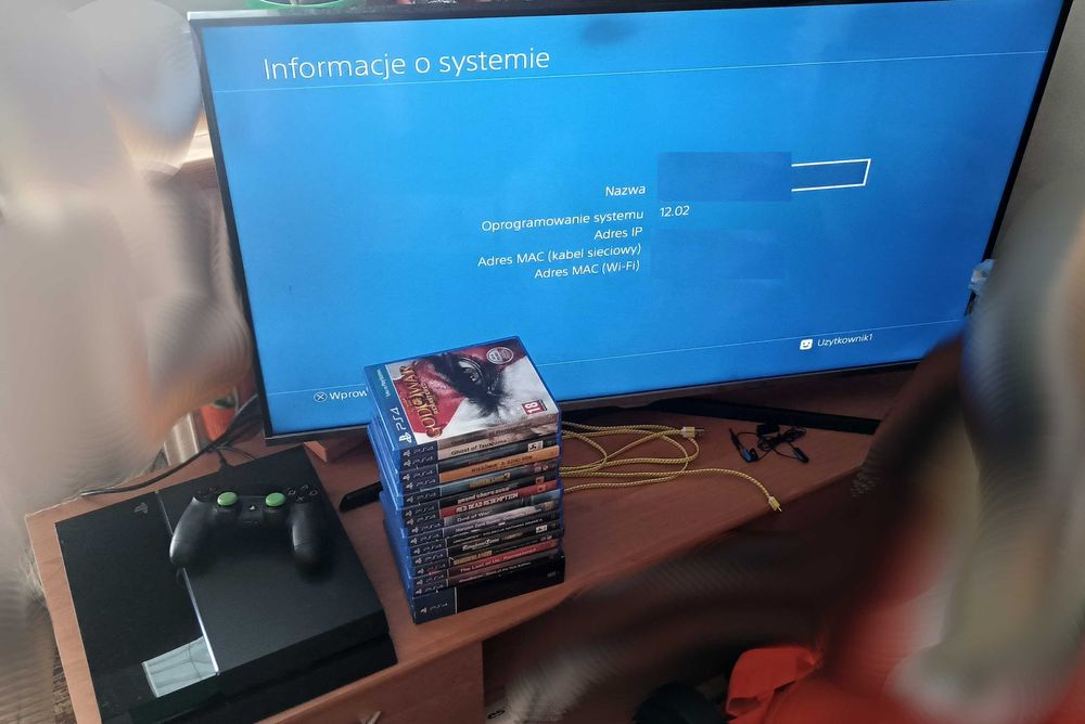 Konsola Sony Playstation 4 (zestaw)