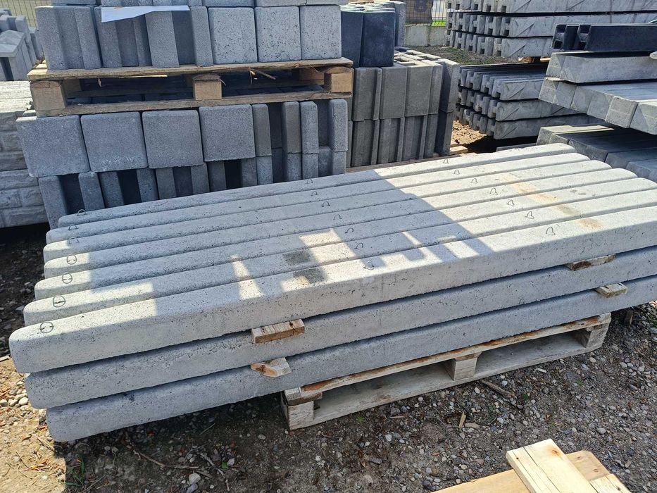 Słupek/Słupki do siatki 220 cm Długi Producent od Ręki