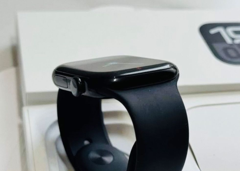 Смарт-годинник Apple Watch 10 jet black 97% батарея. Ідеальний стан