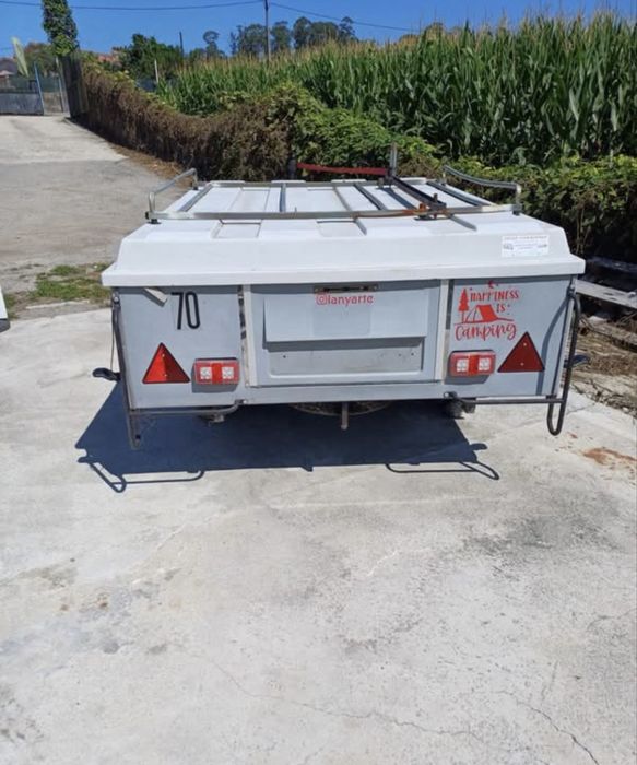 Auto tenda com avançado