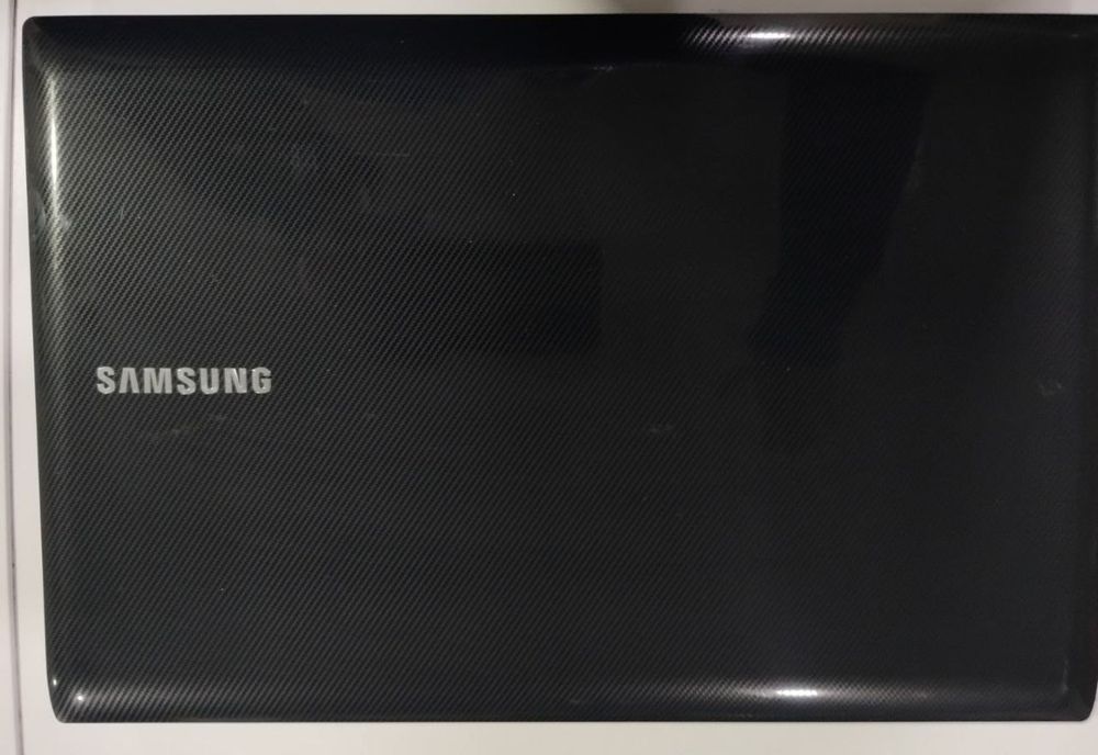 Samsung NP - Q530 2010 року