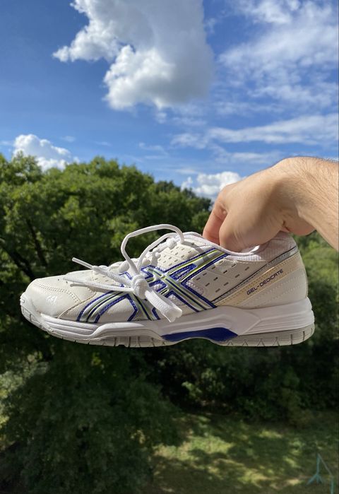 Жіночі кросівки Asics 25 см