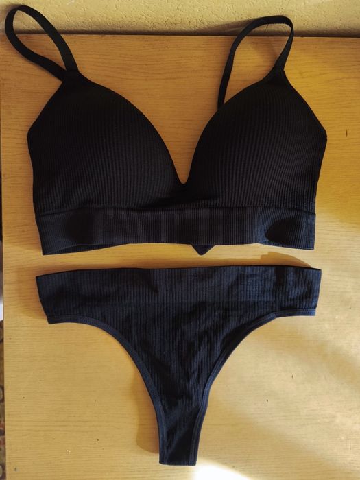 Комплект нижньої білизни