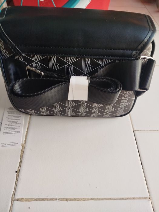 Bolsa Lacoste  homem