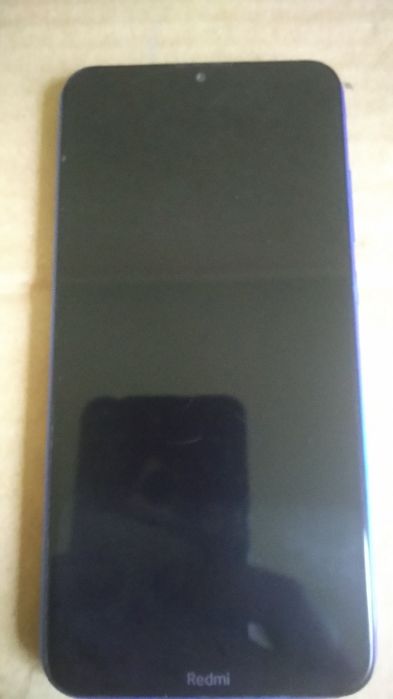 Xiaomi Redmi 8a  не включается
