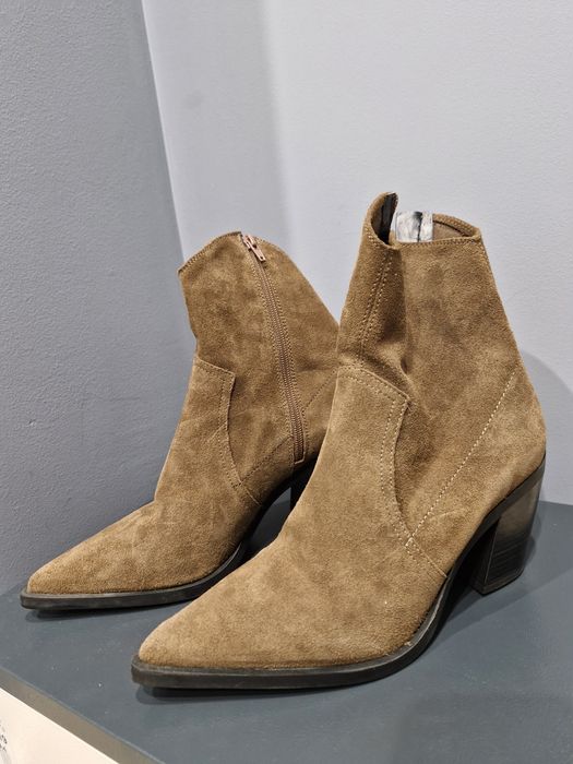 Казаки замшеві Zara