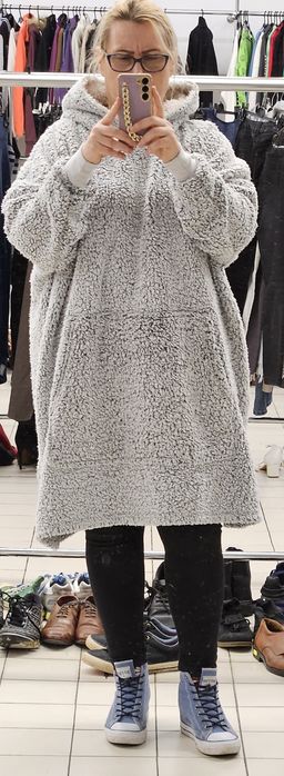 Damska Duży  obszerna bluza Futrzak mięciutki szlafrok 46 - 52