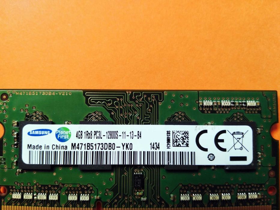 DDR3 4GB Samsung 12800 L