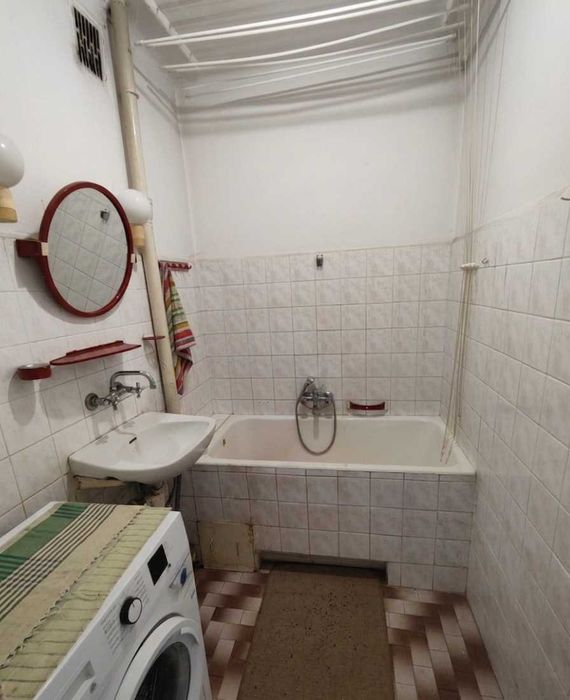 Sprzedam mieszkanie w Staszowie - 60 m², 3 pokoje + piwnica - Widok 6