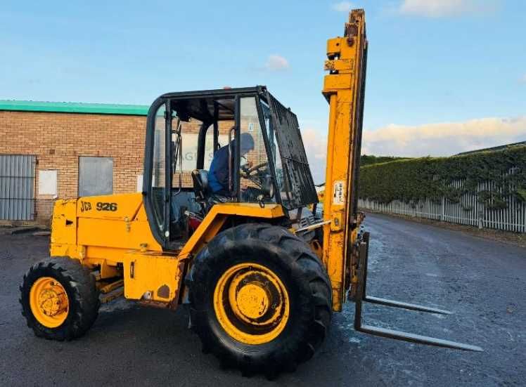 Вилочний навантажувач погрузчик JCB 926 повний привід 4х4 , 5,5 метра