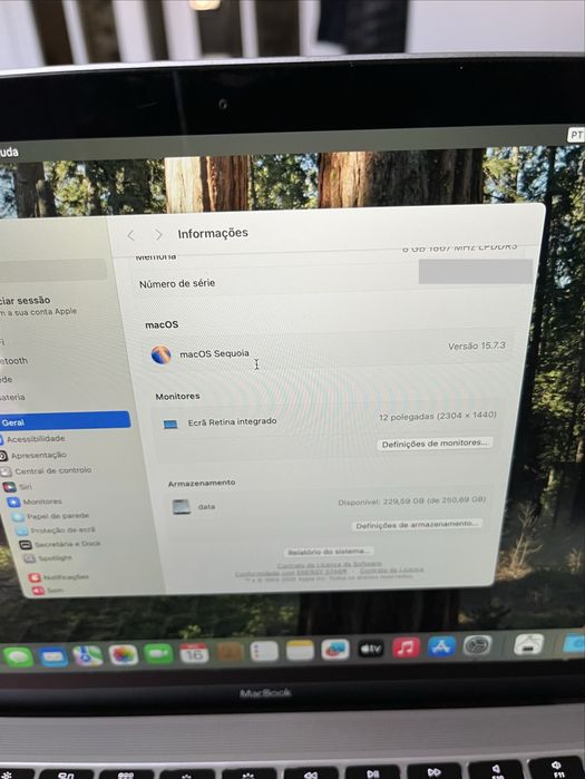 Macbook Air intel M3 | 8gb ram | 256gb ssd | 2016