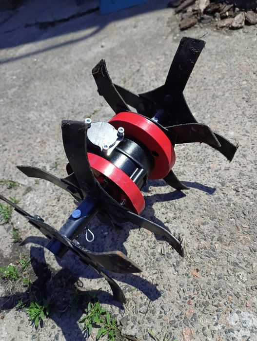 Продам культиватор для мотокоси