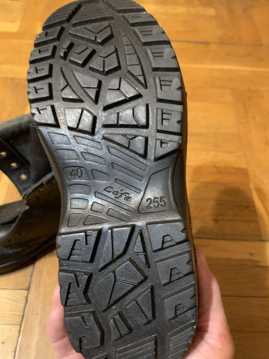 Берці , ботинки .Натуральна шкіра