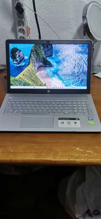 HP Pavilion - 15-cc502la Intel core i5