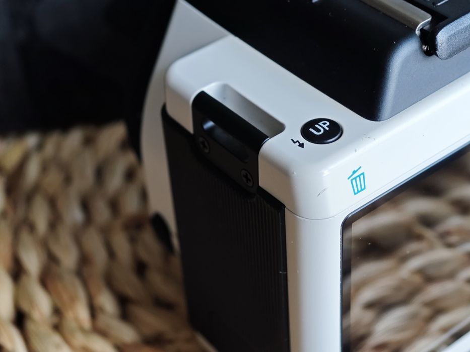 Pentax K-01 z obiektywem DA 40mm XS  Unikat !!!