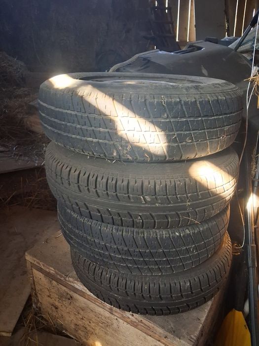 Opony lenie stalowe felgi 4 szt.