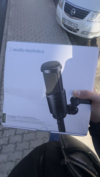 Студійний мікрофон АТ2020 + xlr