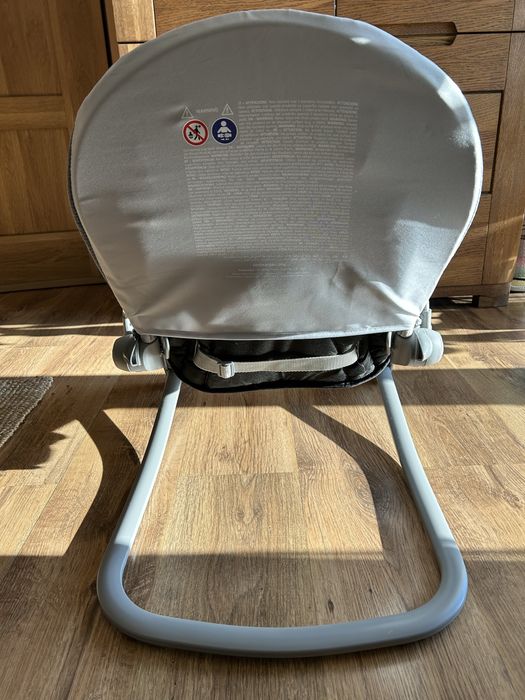 Chicco Hoopla szary bujaczek