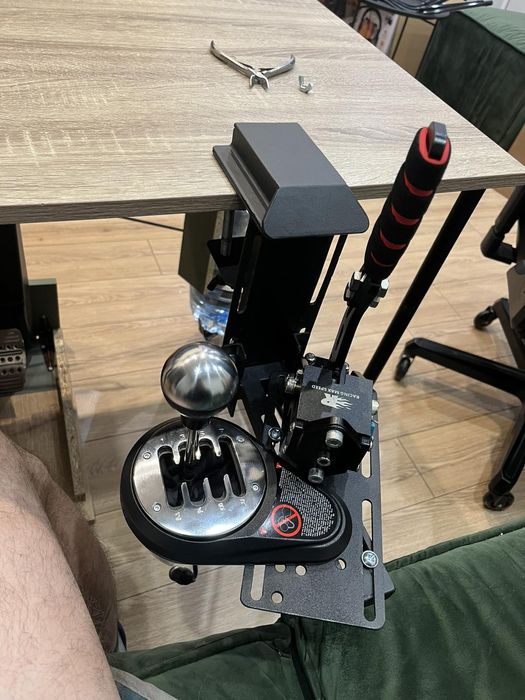 Универсальное крепление для кпп/ручного тормоза logitech,thrustmaster