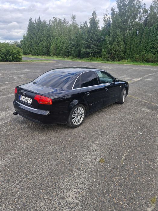 Audi A4B7 2.0 benzyna