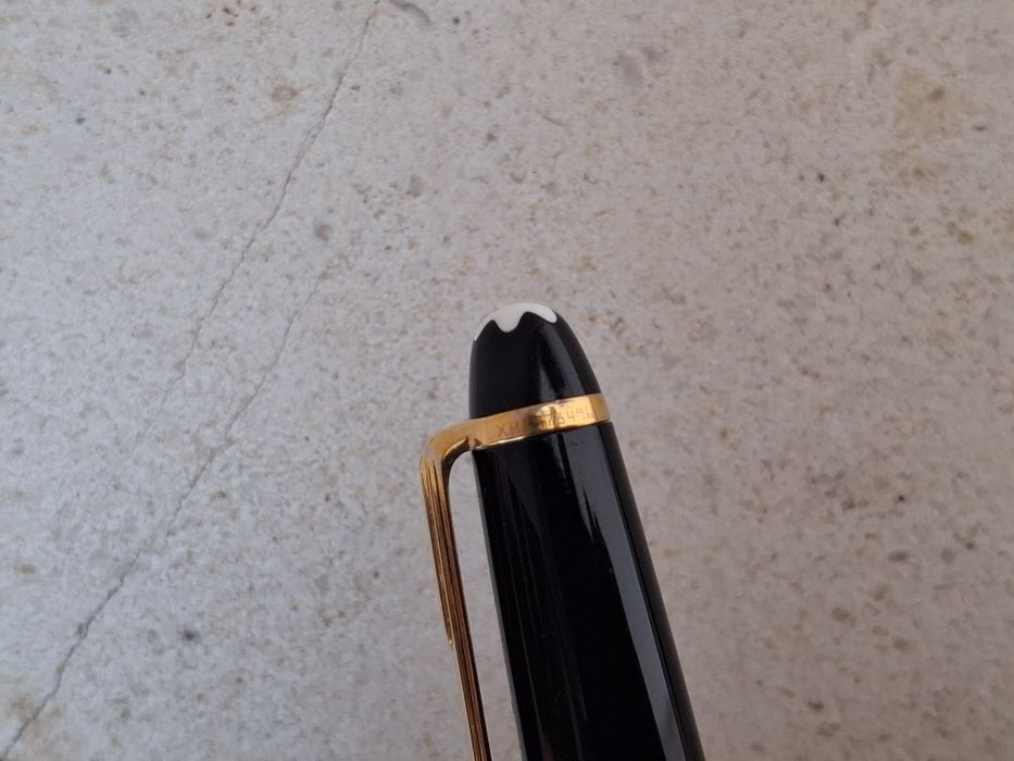 Caneta esferográfica Montblanc Meisterstuck