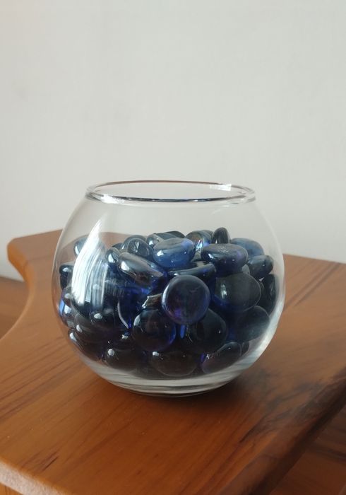 Декор з скляних камінців