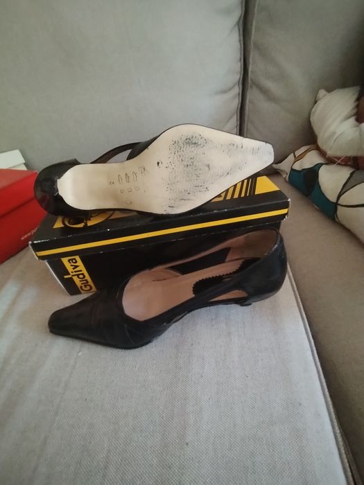 Sapatos de Salto Clássicos Guinot em Pele N.º 37 (Como Novos)