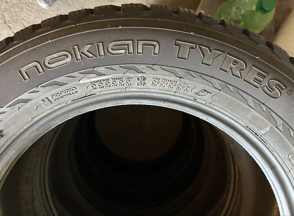 235 60 R18 107Т Nokian Hakkapeliitta 9 шип
