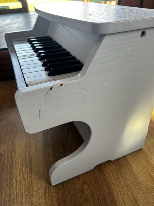 Drewniane pianino dziecięce elektrtczne pianinko