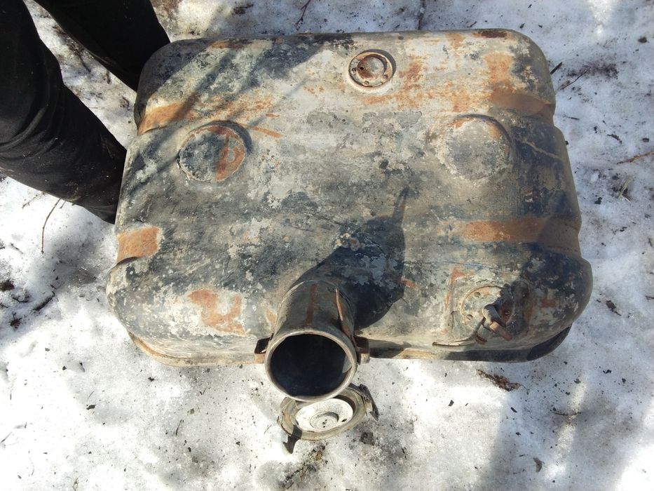 Топливний бак без кришки Газ,б,в,