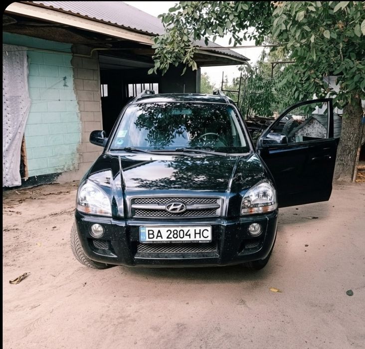 Hyundai Tucson 2.0 (2007) – Надійний танк. Чесний стан!