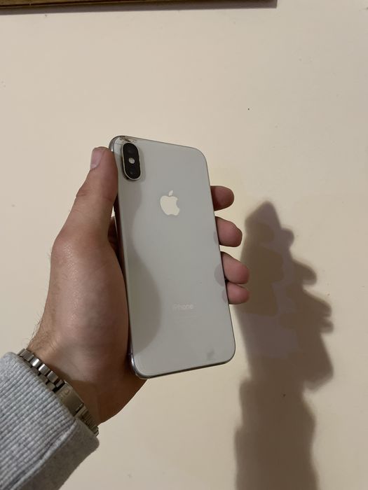 Продам айфон Xs 64