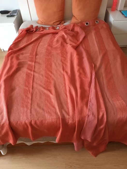 Cortinados 2,15cm x 1,40cm cada