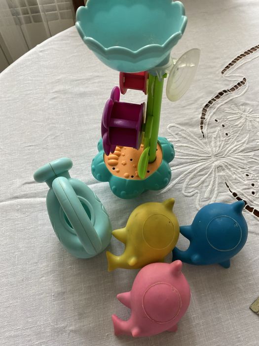 Ігровий набір для вани басейну baby shark квітка водоспад гра Фейсики автомат хваталка