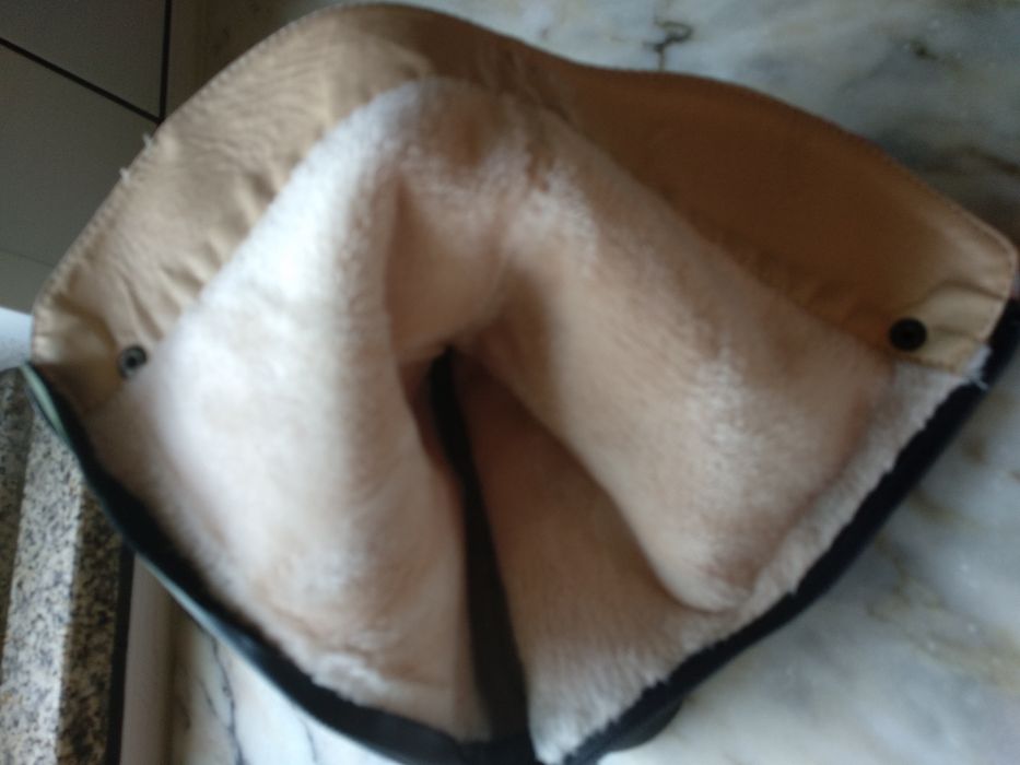 Bota menina e sapatilhas