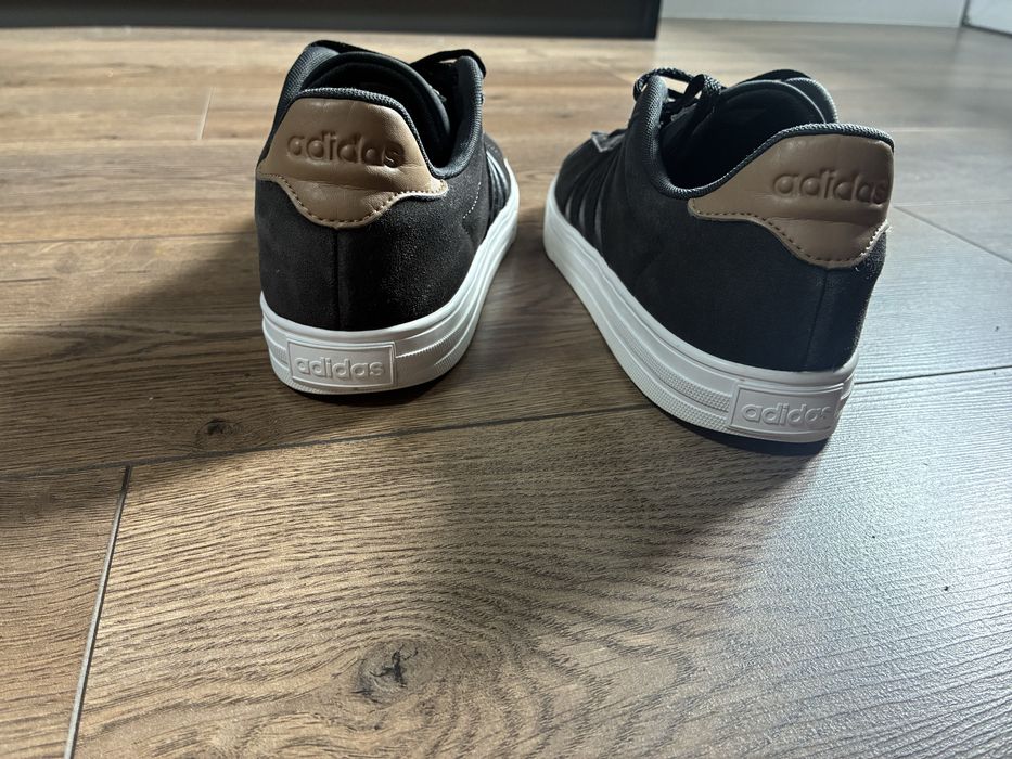 Замшеві кеди Adidas