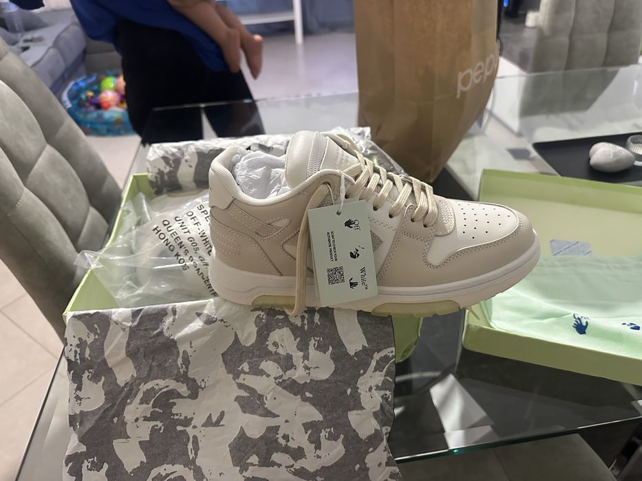 Tenis Off White Beje