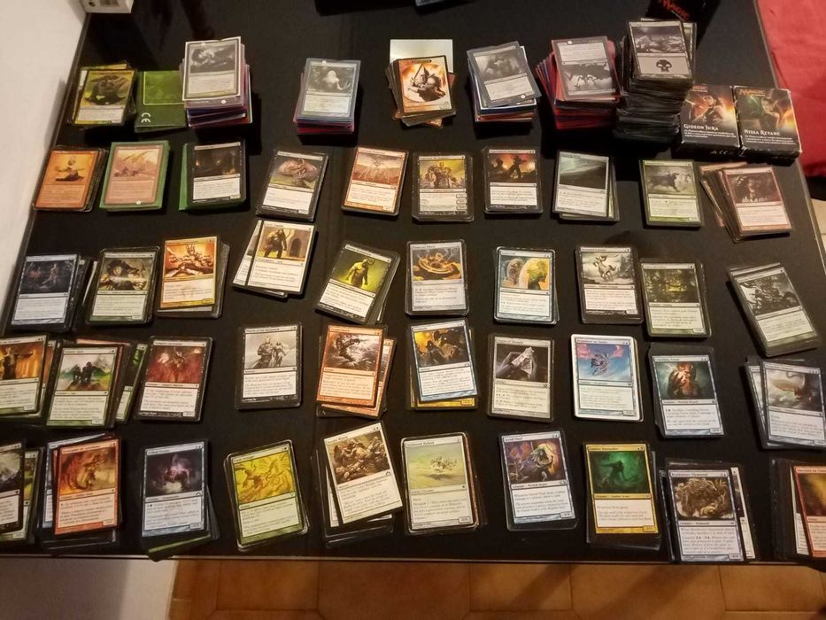 Conjunto de Cartas Magic the Gathering e deck "Face the Hydra" (pt)