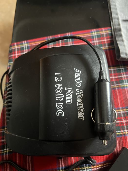 Продам автомобільний керамічний обігрівач